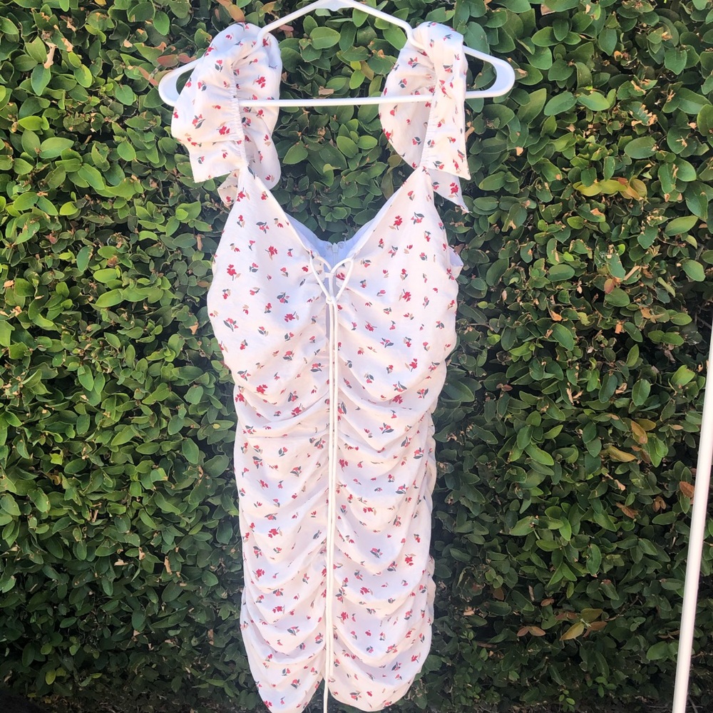 beautiful FLORAL mini dress